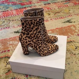 Steve Madden leopard booties